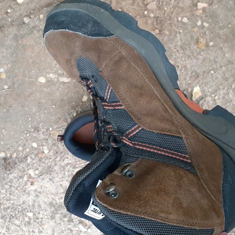 Boots - Picture 2 of 3